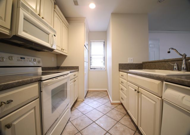 3351 Forest Ridge RD, Roanoke, VA 24018