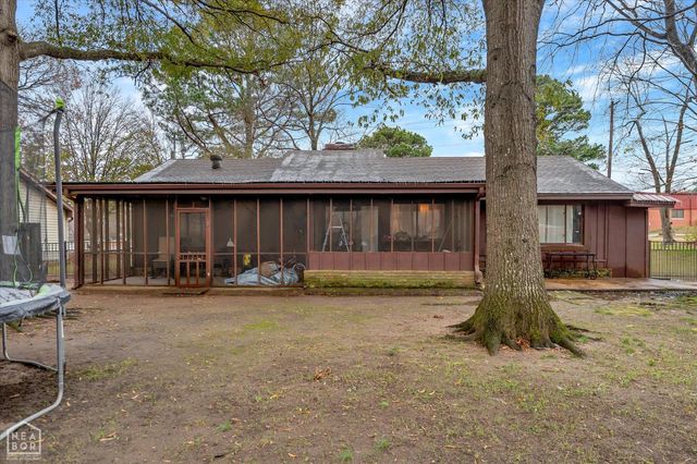 1004 Rosemond Avenue, Jonesboro, AR 72401