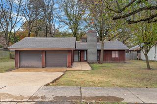 1004 Rosemond Avenue, Jonesboro, AR 72401