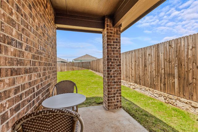 1020 Rio Bravo Drive, Forney, TX 75126