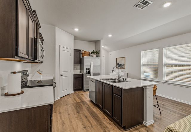 1020 Rio Bravo Drive, Forney, TX 75126