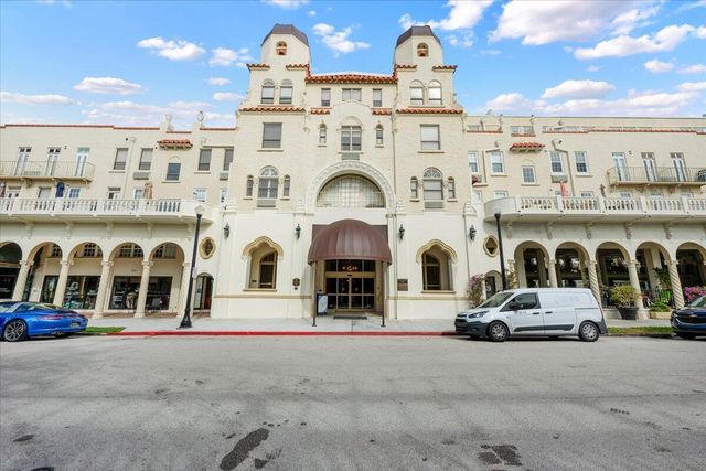 235 Sunrise Avenue 3008, Palm Beach, FL 33480