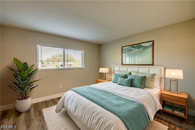 2526 SE 16th PL 108, Cape Coral, FL 33904