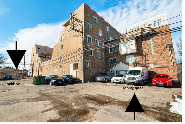 6337 Roosevelt Road 107, Berwyn, IL 60402