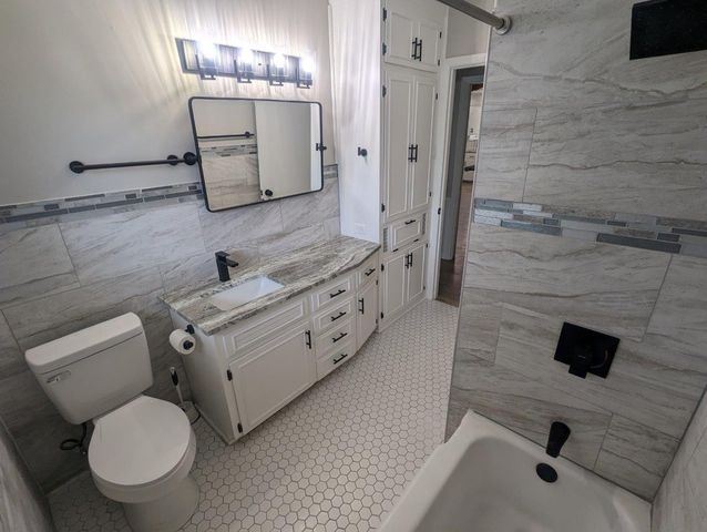 605 Kentshire CIR, Austin, TX 78704