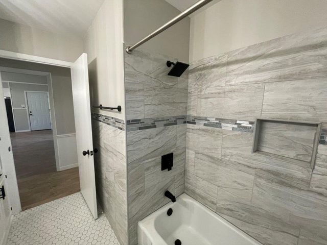 605 Kentshire CIR, Austin, TX 78704