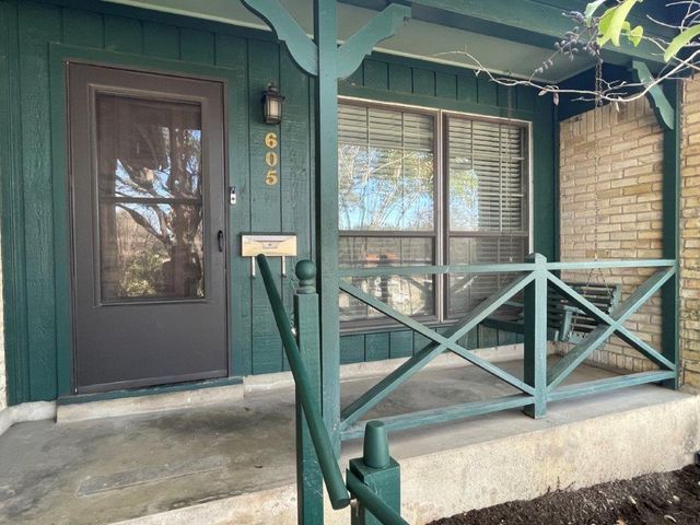 605 Kentshire CIR, Austin, TX 78704