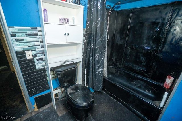 550 E 107th Street, Cleveland, OH 44108