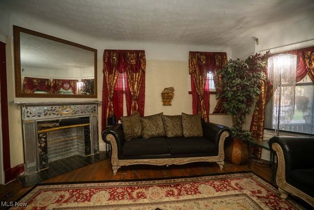 550 E 107th Street, Cleveland, OH 44108