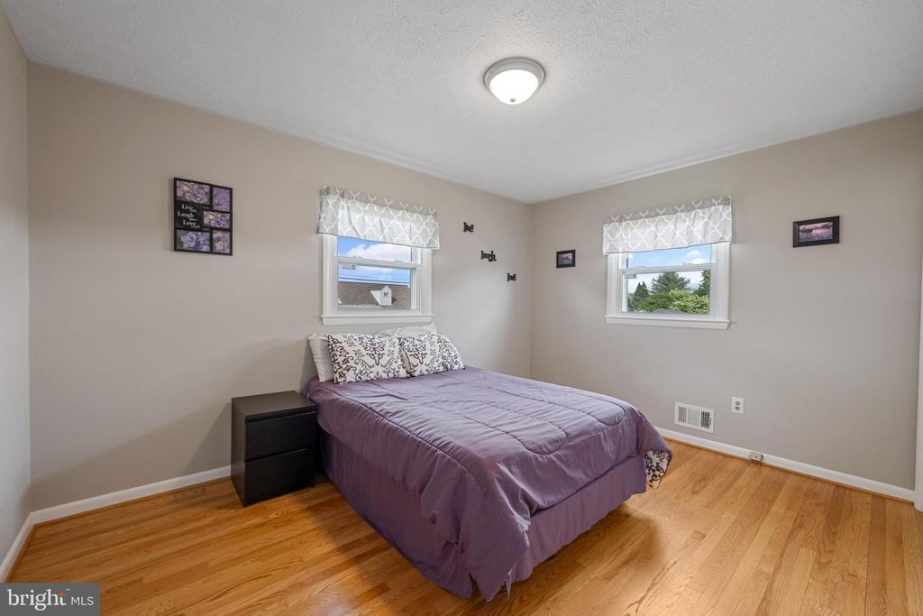 Image 18 of property listing at 702 FLINTLOCK DR, Bel Air, MD 21015