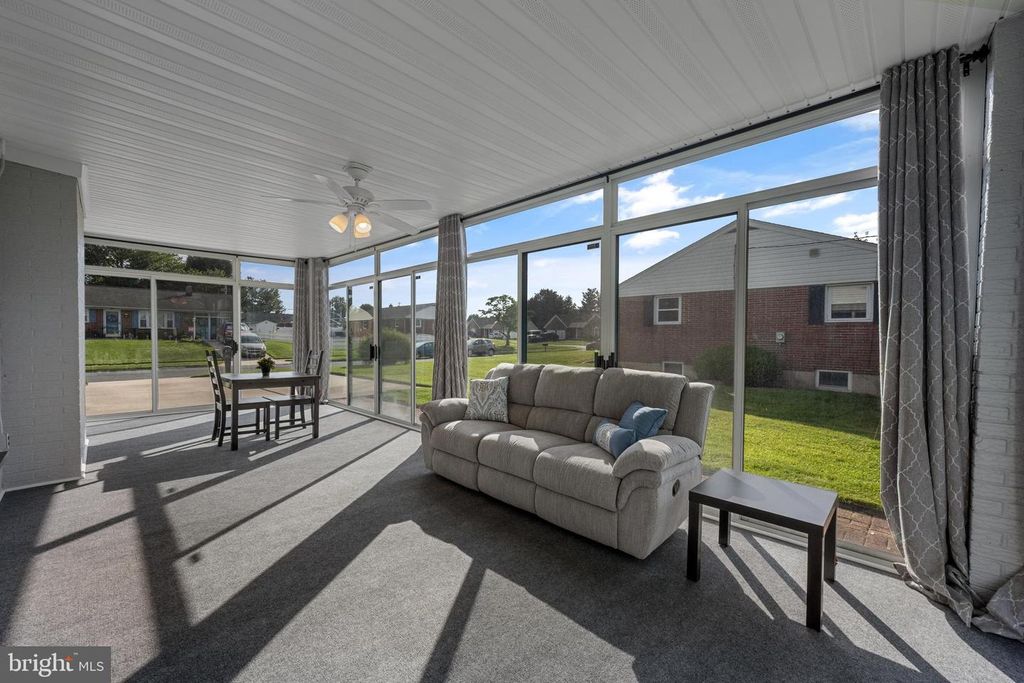 Image 2 of property listing at 702 FLINTLOCK DR, Bel Air, MD 21015