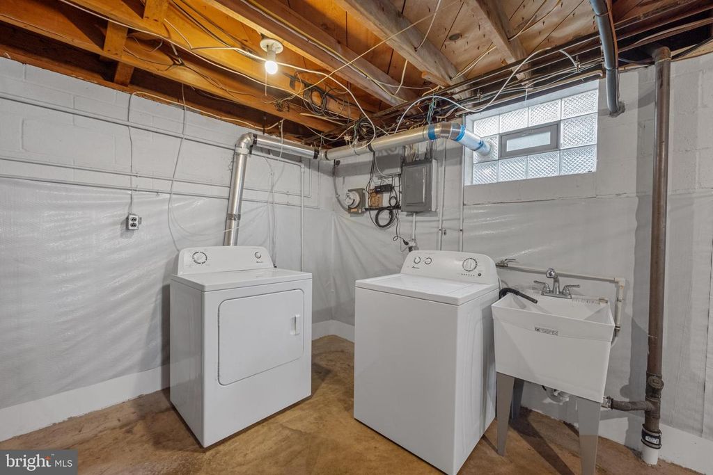 Image 22 of property listing at 702 FLINTLOCK DR, Bel Air, MD 21015