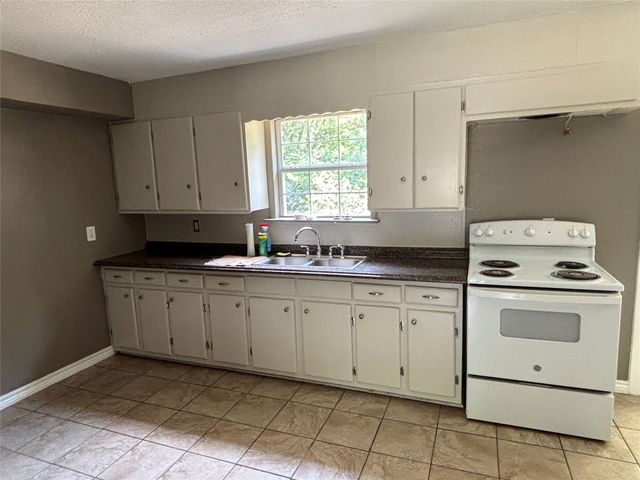 8844 State Highway 56, Sherman, TX 75090
