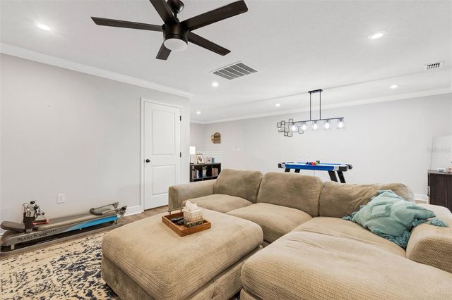 19298 BLUE POND DRIVE, Lutz, FL 33558