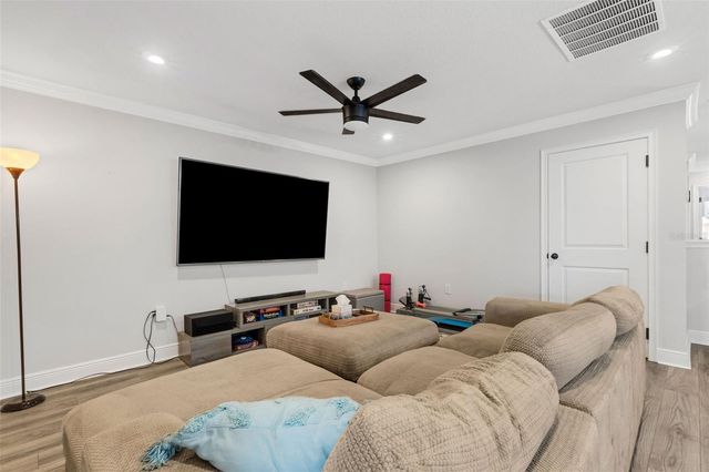 19298 BLUE POND DRIVE, Lutz, FL 33558