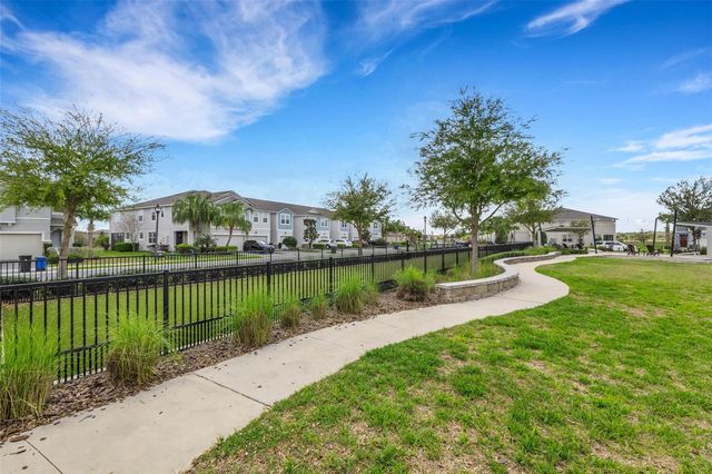 19298 BLUE POND DRIVE, Lutz, FL 33558