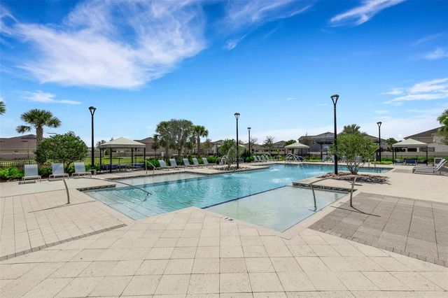 19298 BLUE POND DRIVE, Lutz, FL 33558