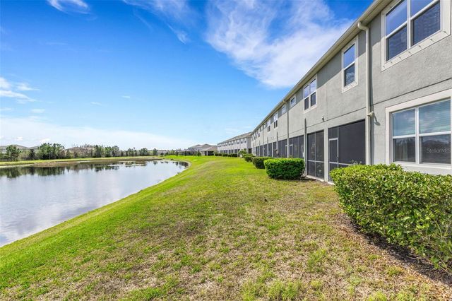 19298 BLUE POND DRIVE, Lutz, FL 33558