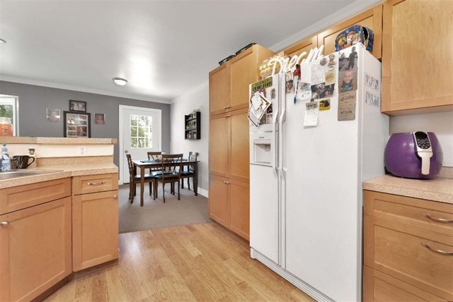 879 Flat River Court, Lowell, MI 49331