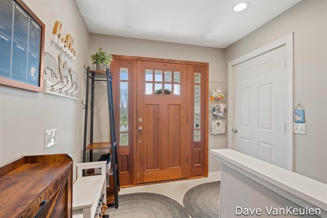 879 Flat River Court, Lowell, MI 49331