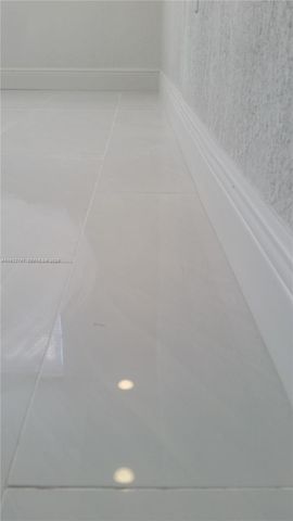 1251 NE 108th St 705, Miami, FL 33161