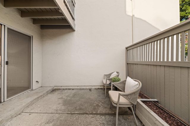 19224 Vineyard, Saratoga, CA 95070