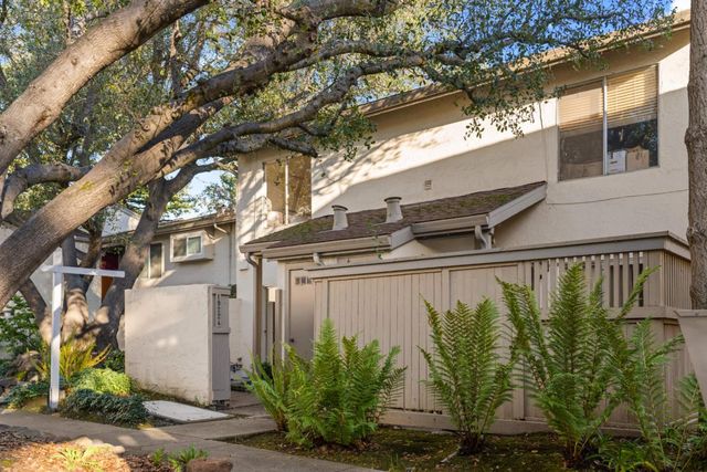 19224 Vineyard, Saratoga, CA 95070