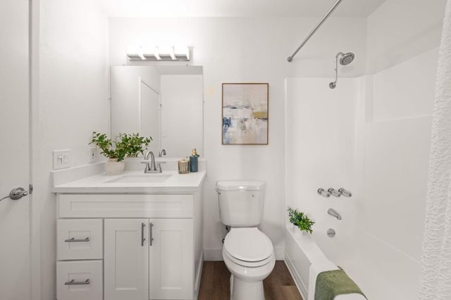 19224 Vineyard, Saratoga, CA 95070