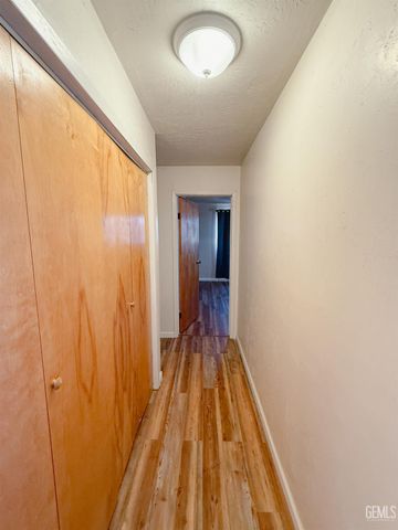 7452 Isaac Road, Taft, CA 93268