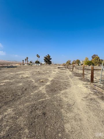 7452 Isaac Road, Taft, CA 93268