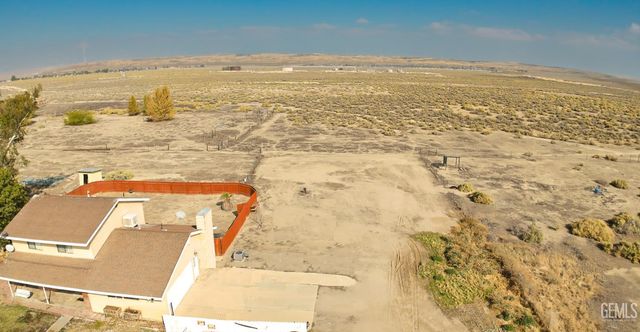 7452 Isaac Road, Taft, CA 93268