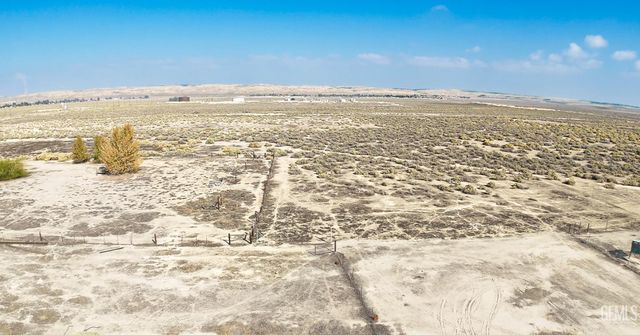 7452 Isaac Road, Taft, CA 93268