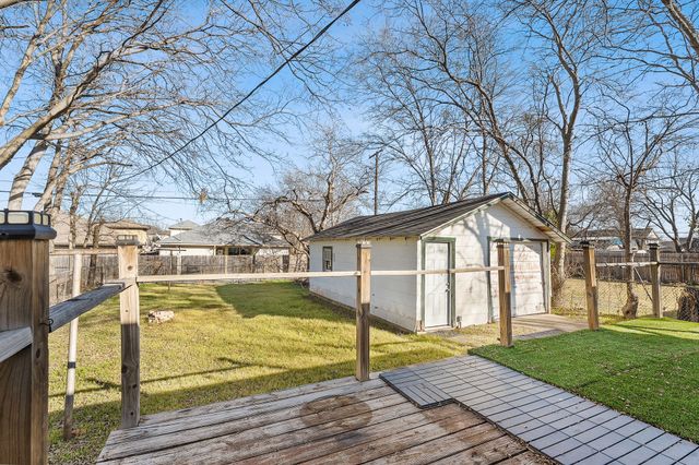 2709 Townsend Drive, Fort Worth, TX 76110