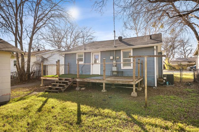 2709 Townsend Drive, Fort Worth, TX 76110