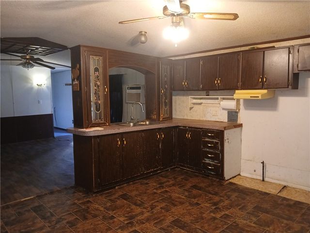 12 County Road 4242, Berryville, AR 72616