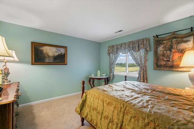 2 Mansfield Grove Road 262, East Haven, CT 06512