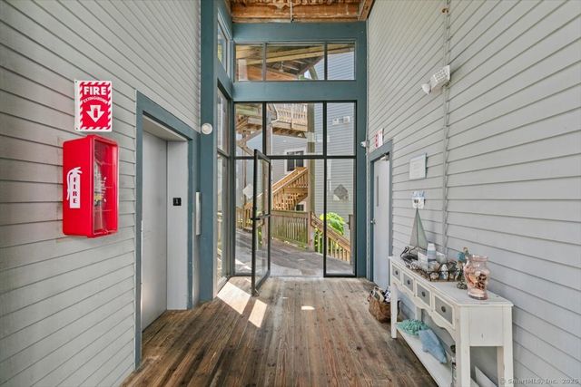 2 Mansfield Grove Road 262, East Haven, CT 06512