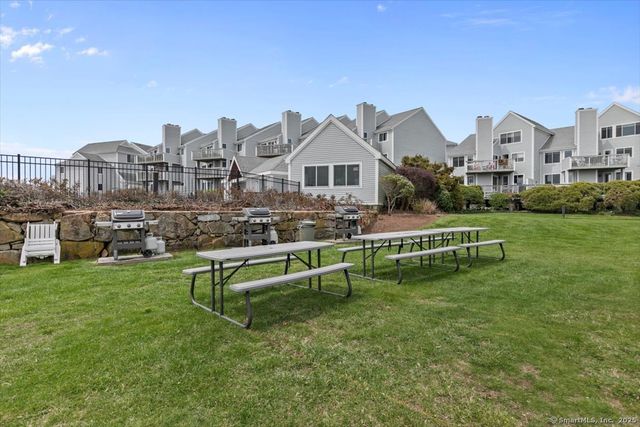 2 Mansfield Grove Road 262, East Haven, CT 06512