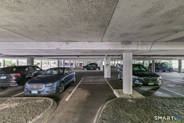 2 Mansfield Grove Road 262, East Haven, CT 06512