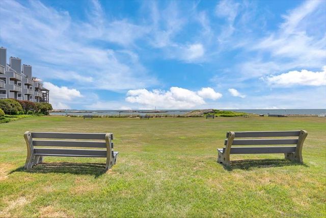 2 Mansfield Grove Road 262, East Haven, CT 06512