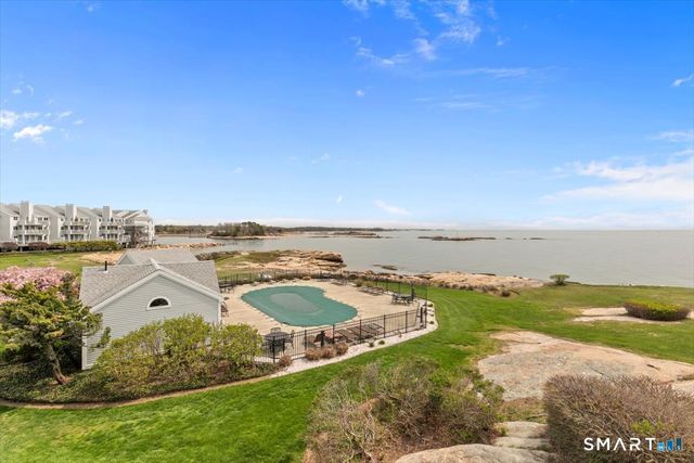 2 Mansfield Grove Road 262, East Haven, CT 06512