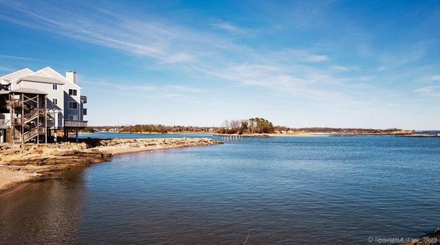 2 Mansfield Grove Road 262, East Haven, CT 06512