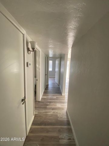 9208 N 10TH Street, Phoenix, AZ 85020