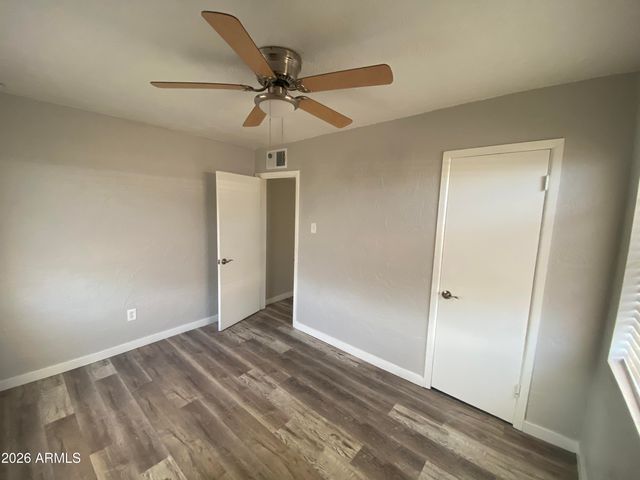 9208 N 10TH Street, Phoenix, AZ 85020