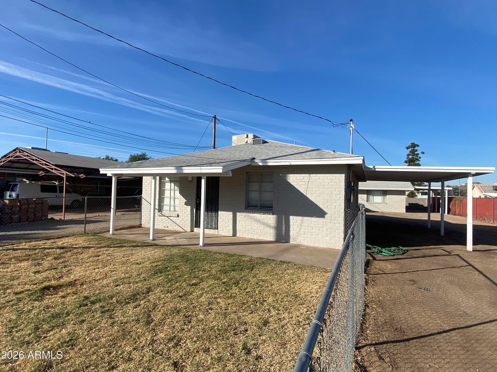 9208 N 10TH Street, Phoenix, AZ 85020