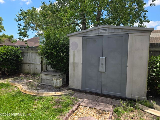 8630 CHARLESGATE Circle N, Jacksonville, FL 32244