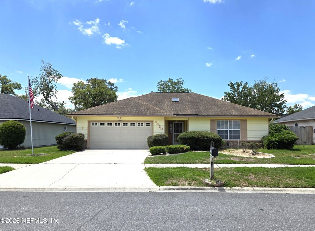 8630 CHARLESGATE Circle N, Jacksonville, FL 32244