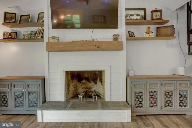 870 REMINGTON DR, Shippensburg, PA 17257