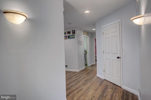 870 REMINGTON DR, Shippensburg, PA 17257