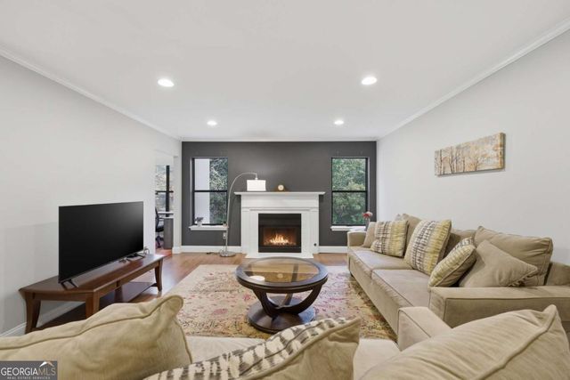 1804 Huntingdon 1804, Atlanta, GA 30350